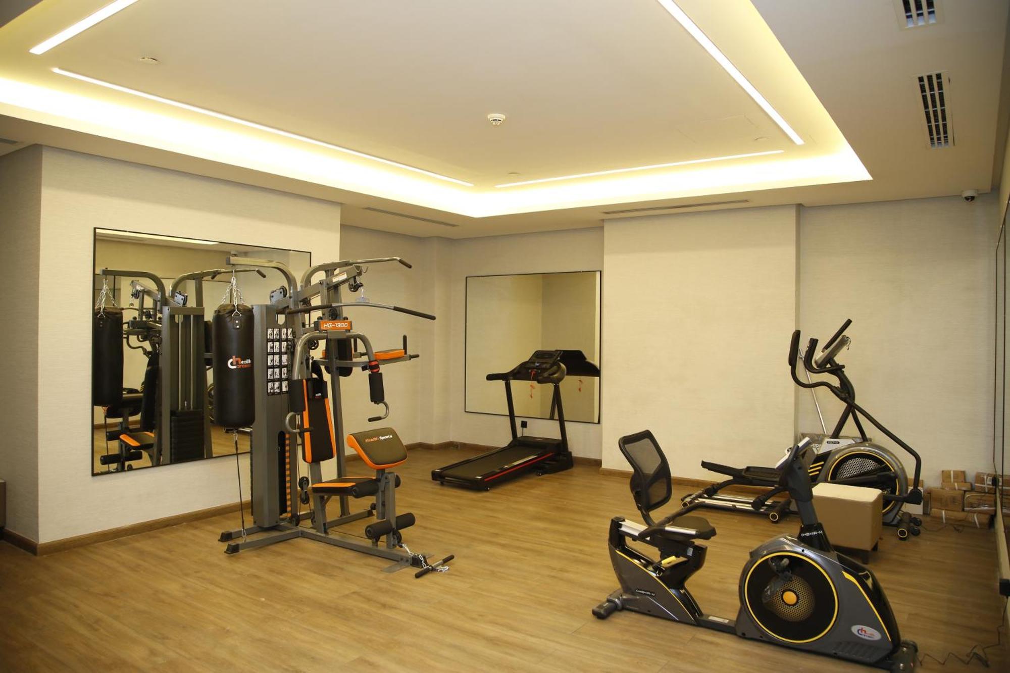 Hotel Maden Alrawda Medyna Zewnętrze zdjęcie The gym at the hotel