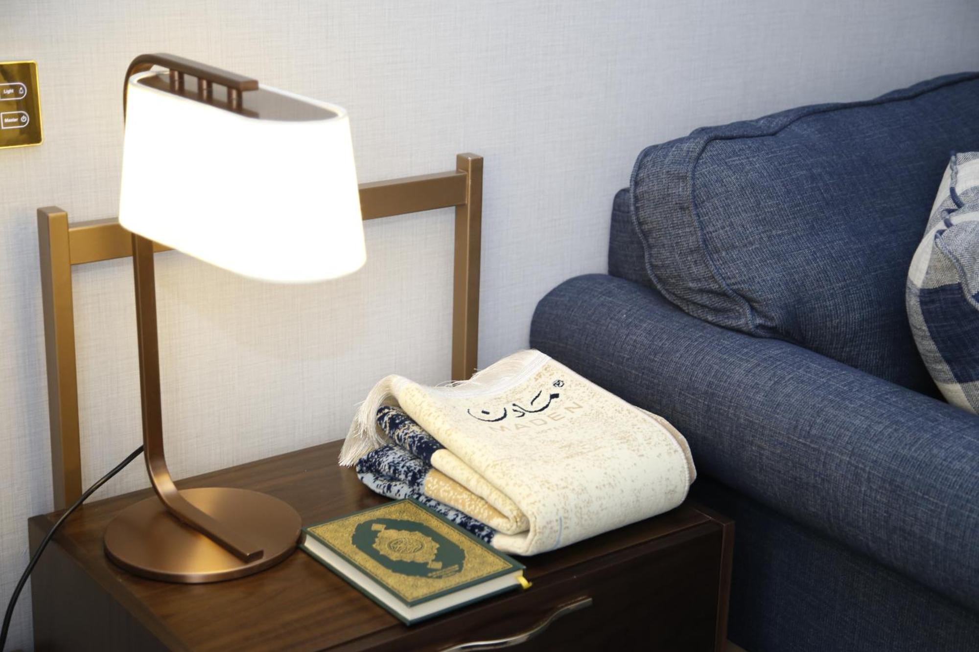 Hotel Maden Alrawda Medyna Zewnętrze zdjęcie A table lamp