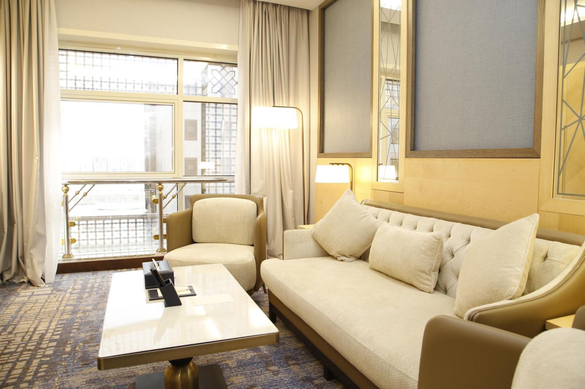 Hotel Maden Alrawda Medyna Zewnętrze zdjęcie A suite at the hotel